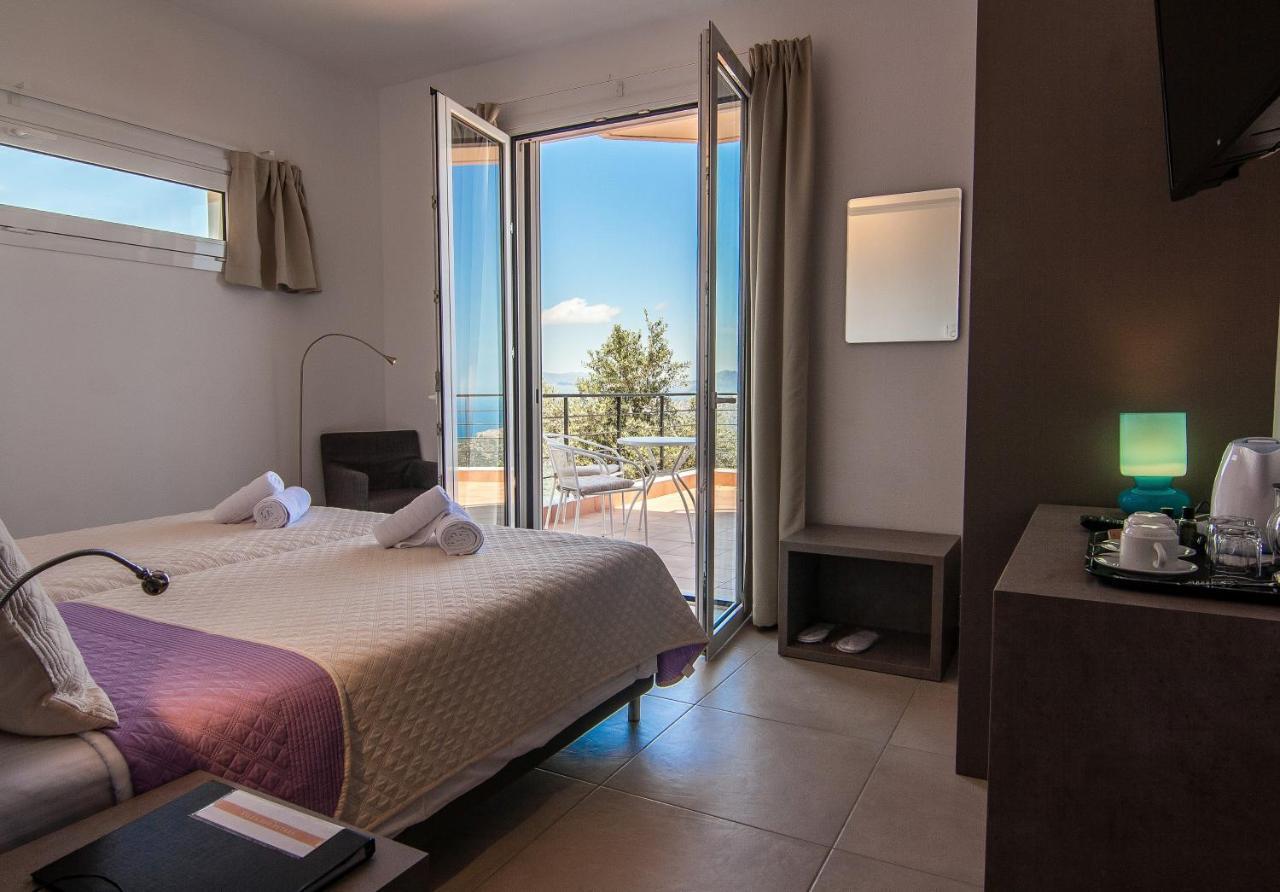 Villa Dio Petres Kroustas Екстериор снимка