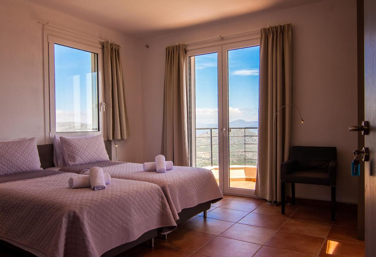 Villa Dio Petres Kroustas Екстериор снимка