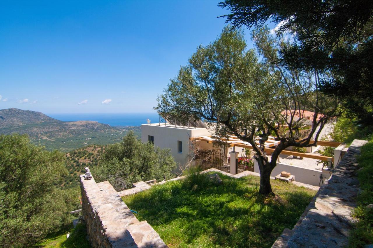 Villa Dio Petres Kroustas Екстериор снимка